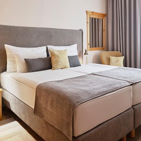 Hotel Kadoor Karlovac Dış mekan fotoğraf