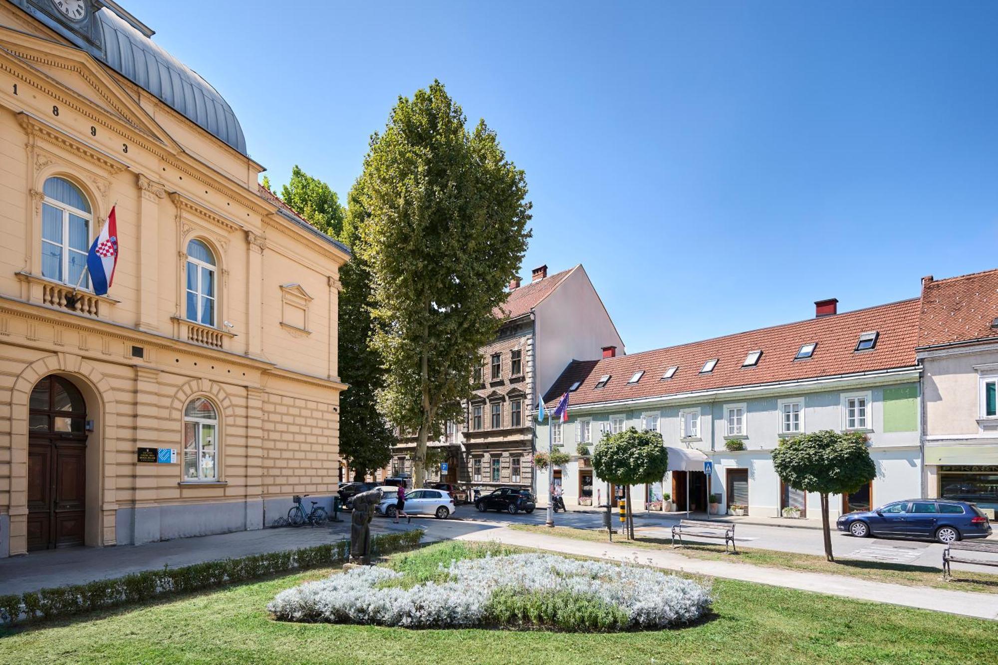 Hotel Kadoor Karlovac Dış mekan fotoğraf
