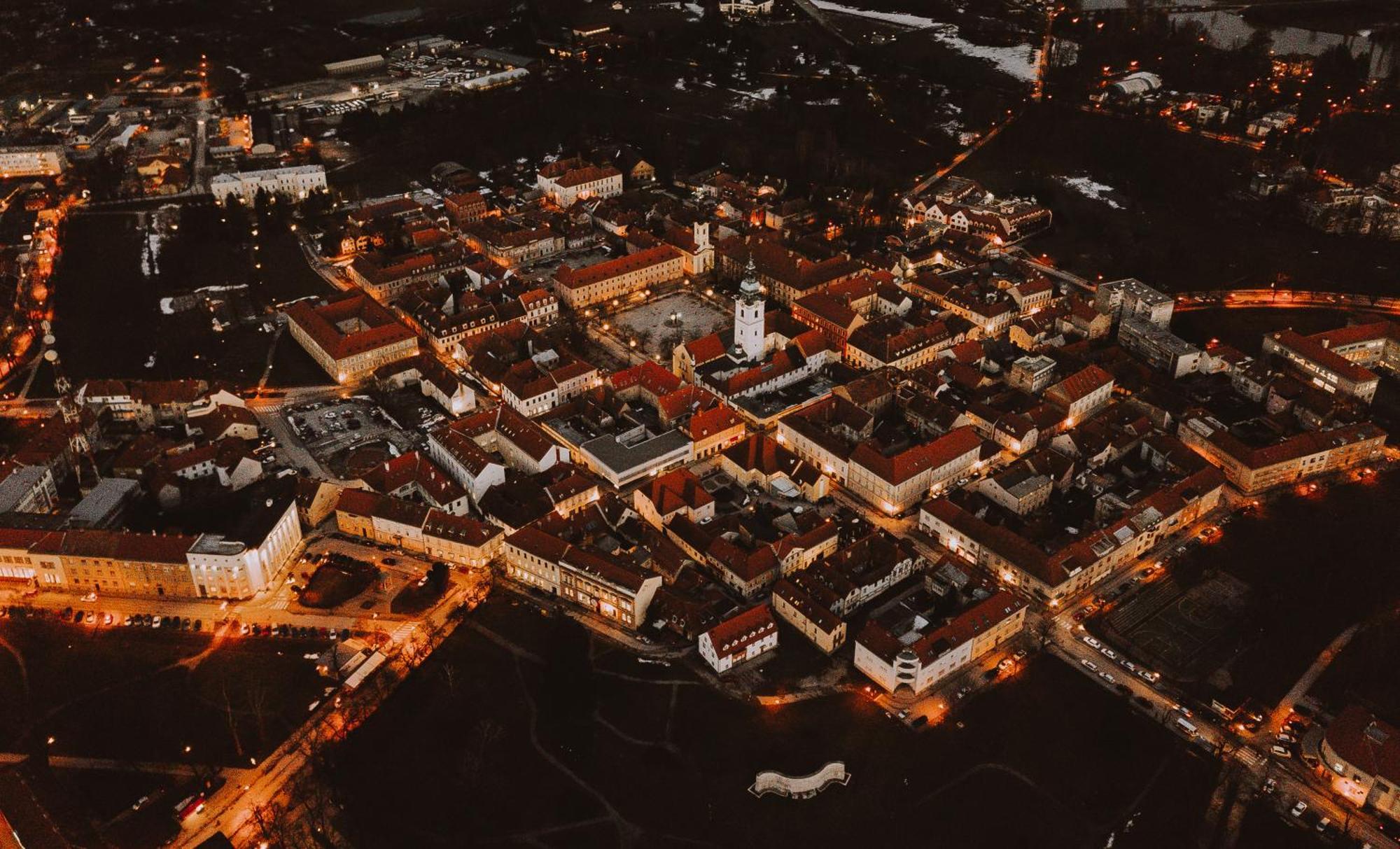 Hotel Kadoor Karlovac Dış mekan fotoğraf